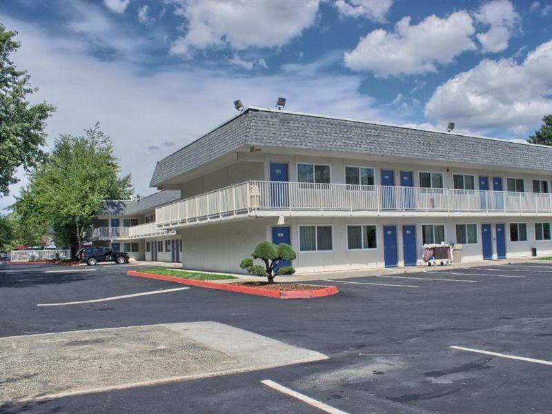 Motel 6-Issaquah, Wa - Seattle - East Exterior photo