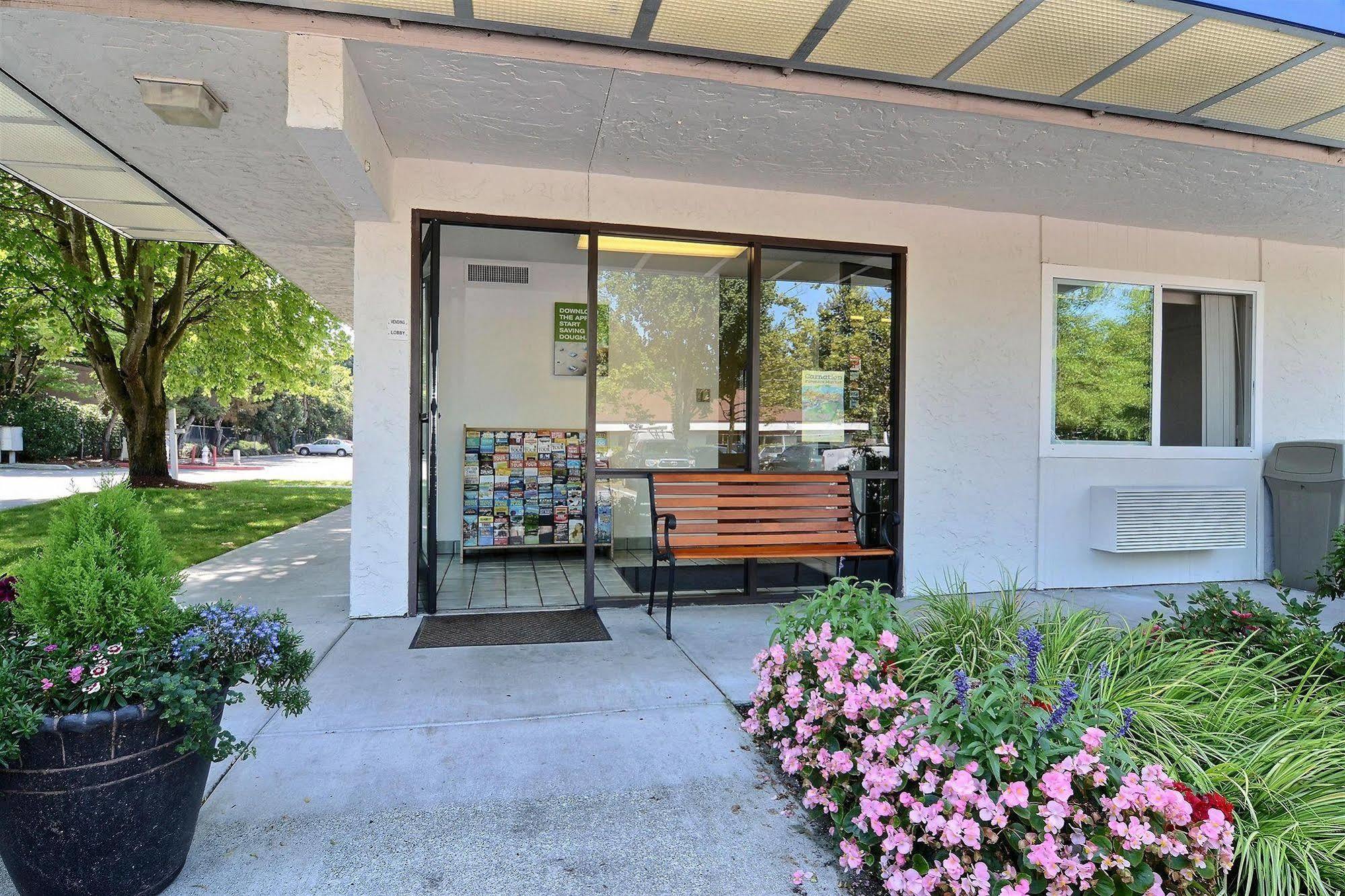 Motel 6-Issaquah, Wa - Seattle - East Exterior photo